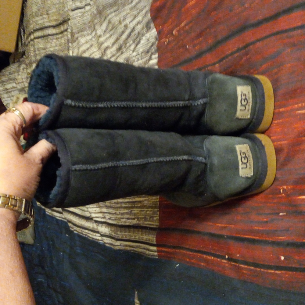 Lds. UGG Boots